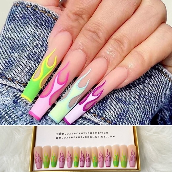Buy 2, Get 1 Free 🥳 | Press-on Nails | SALE - Picture 4 of 16